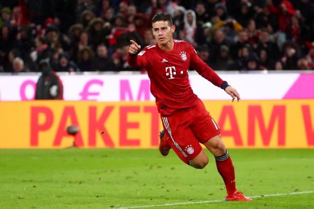 Rodriguez treble helps Bayern retain top spot