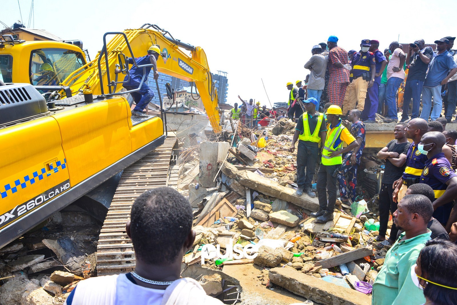 APC mourns victims of Lagos building collapse