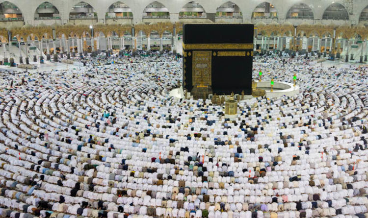 Hajj 2019: NAHCON signs agreement with 3 approved airlines