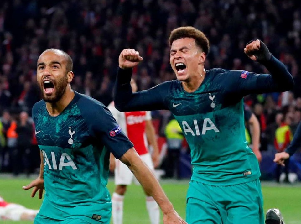 Moura hat-trick sends Tottenham into Champions League final