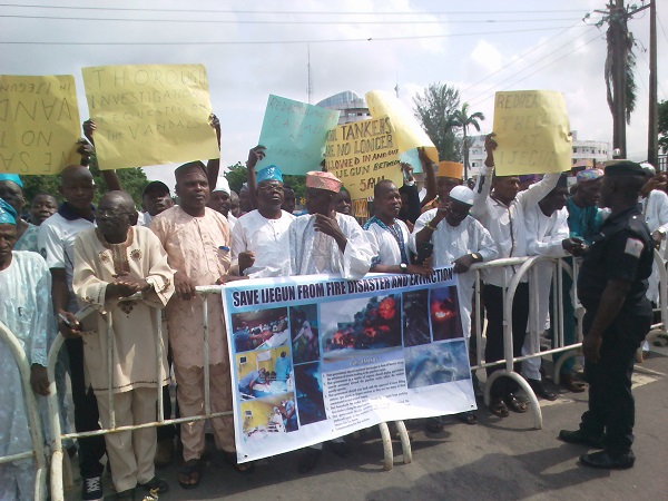 Save Ijegun from destruction, extinction, protesters beg Sanwo-Olu, Lagos speaker